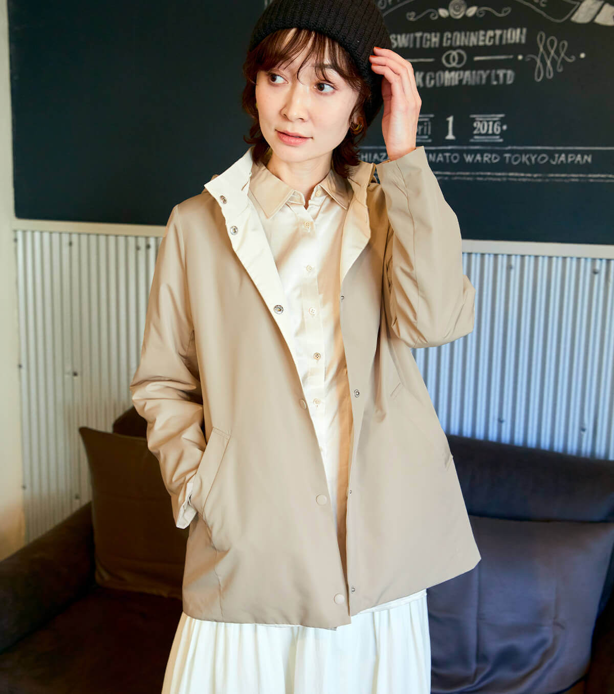 リバーシブルライトコート・ベージュ